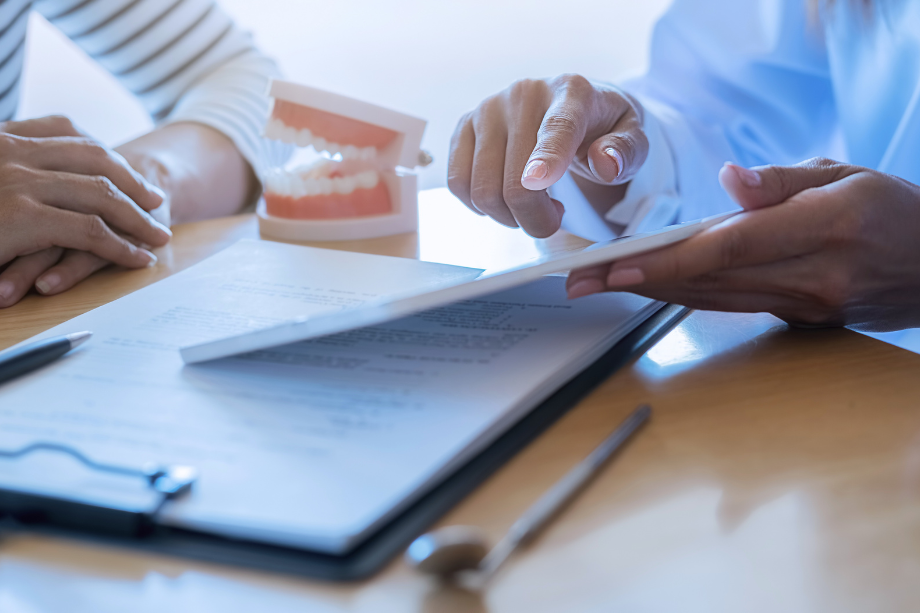 Gestão de comissão de dentistas em clínicas odontológicas