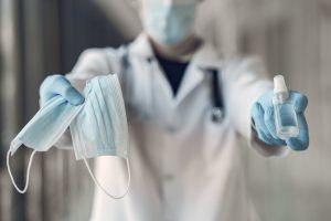 Protocolos de Segurança Sanitária: o que muda na clínica em 2026 - Segurança sanitária
